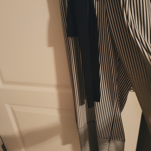 Jumpsuit - Picture 3 of 6